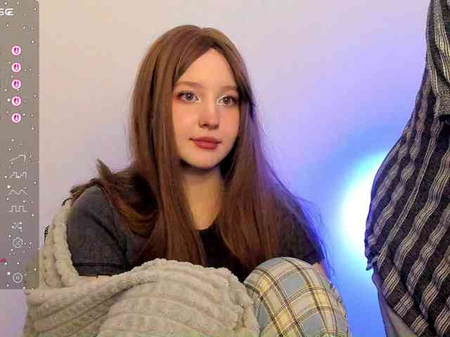 hornykittymeow webcam