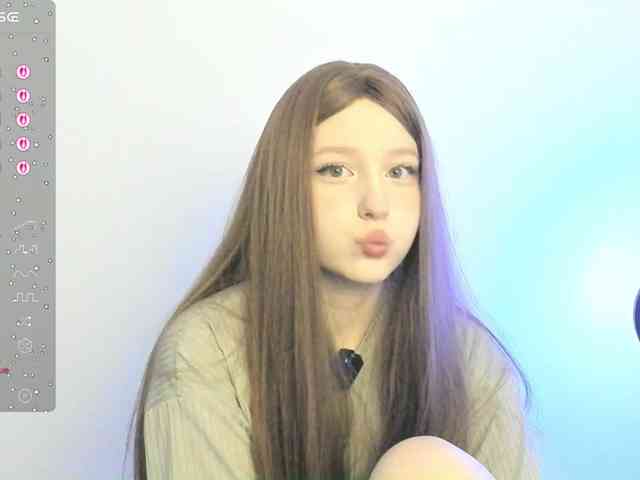 hornykittymeow webcam