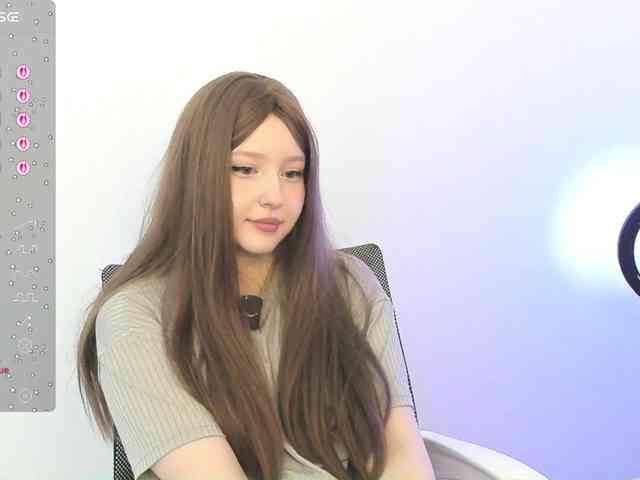 hornykittymeow webcam