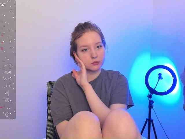 hornykittymeow webcam