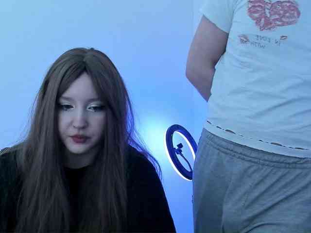 hornykittymeow webcam