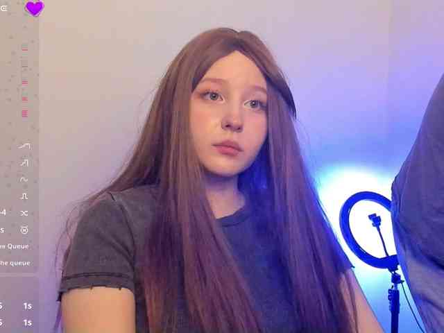 hornykittymeow webcam