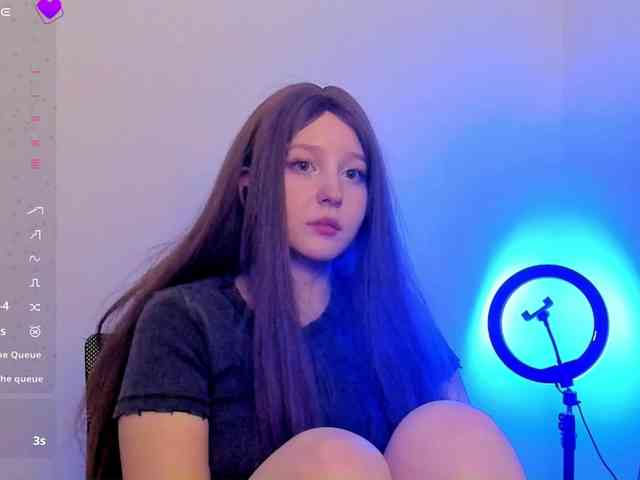 hornykittymeow webcam