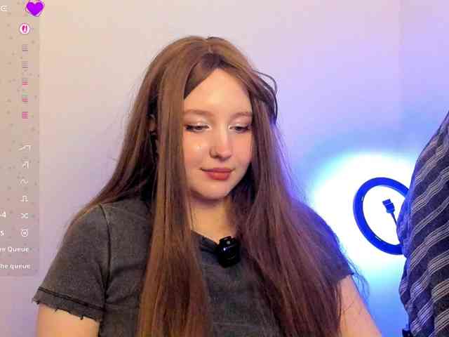 hornykittymeow webcam