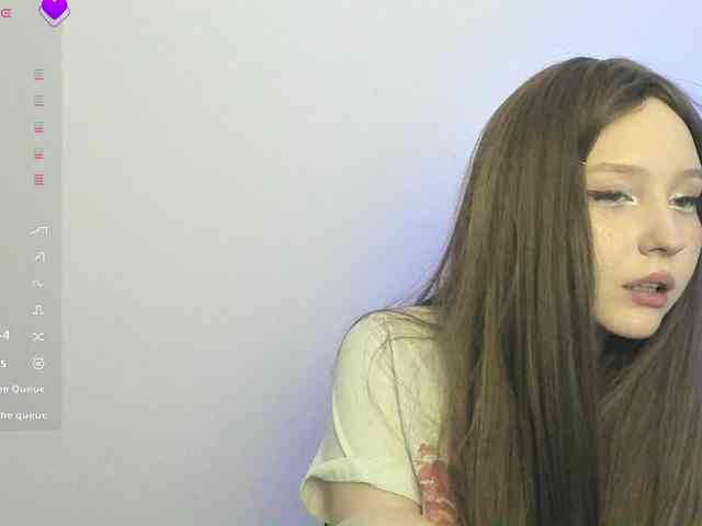 hornykittymeow webcam