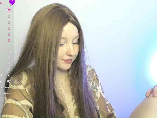 hornykittymeow webcam