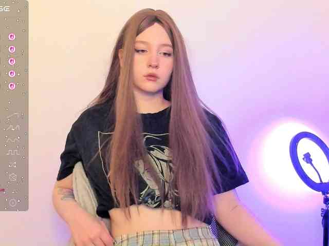 hornykittymeow webcam