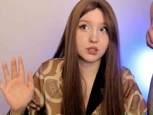 hornykittymeow webcam