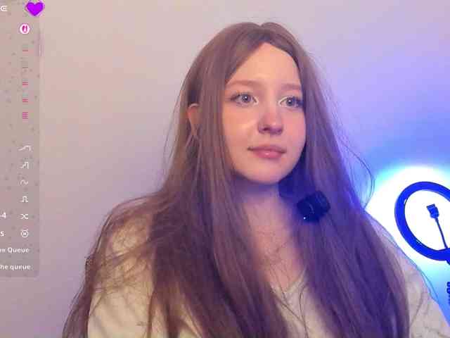 hornykittymeow webcam