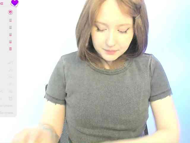 hornykittymeow webcam