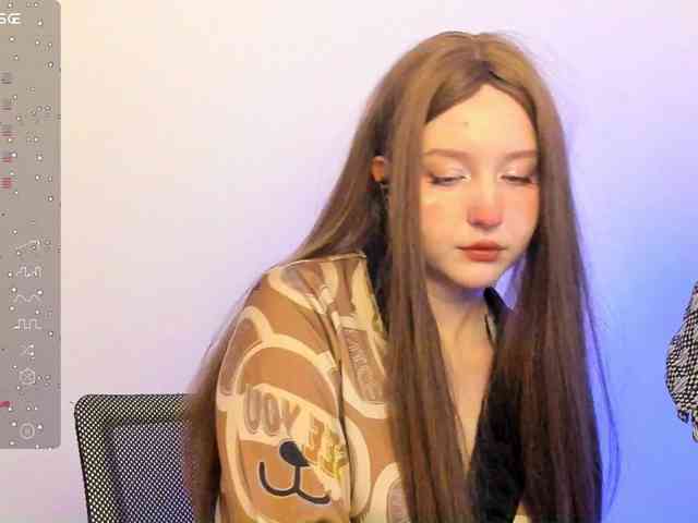 hornykittymeow webcam