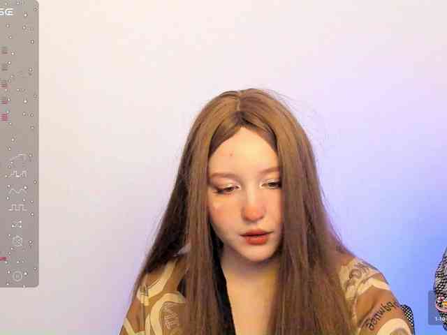 hornykittymeow webcam