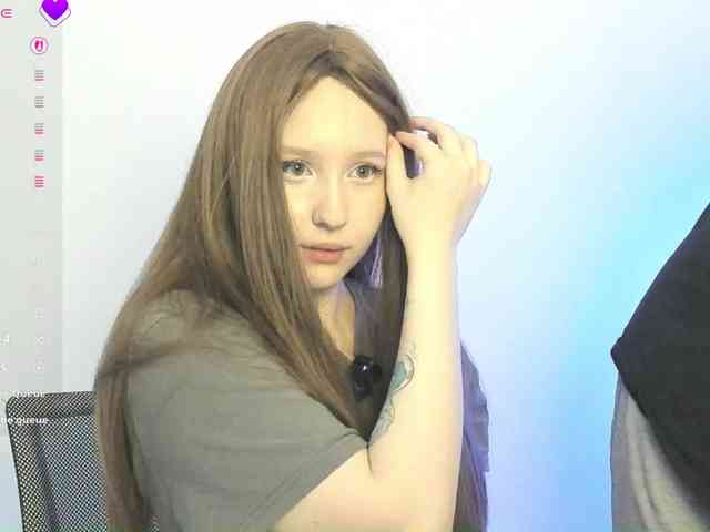 hornykittymeow webcam