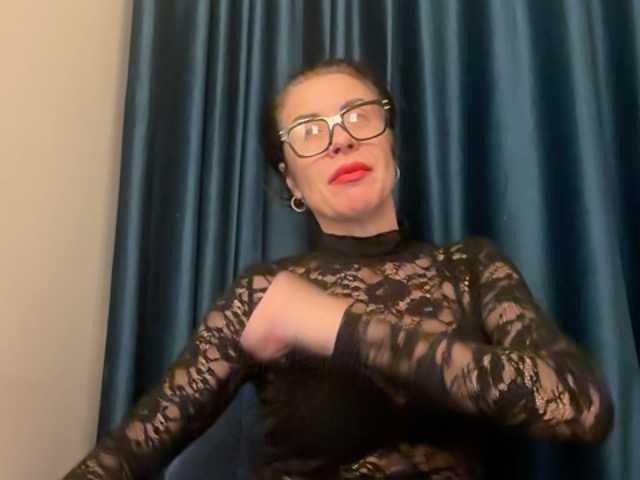 sekstilyon's BongaCams show and profile