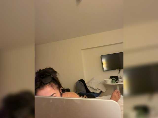 sekstilyon – webcam model profile photo