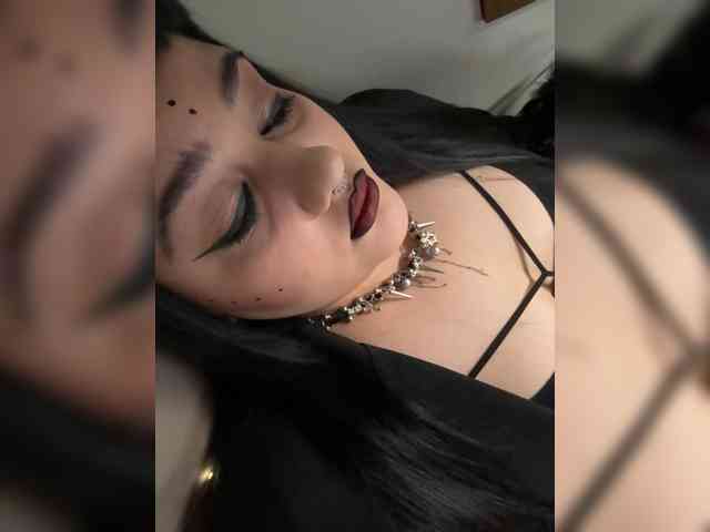 MarinaWOWremya webcam