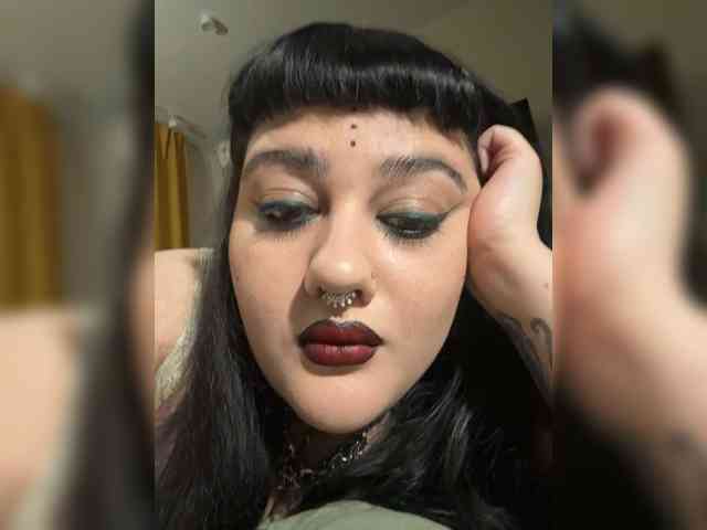 MarinaWOWremya webcam