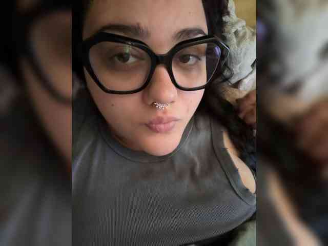 MarinaWOWremya webcam