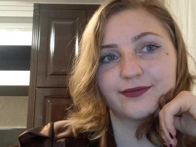 BambiSindoni's BongaCams show and profile