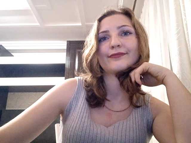 BambiSindoni's BongaCams show and profile