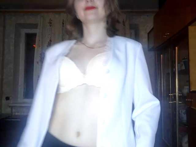 BambiSindoni's BongaCams show and profile