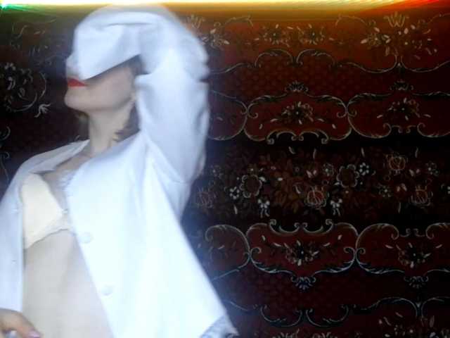 BambiSindoni's BongaCams show and profile