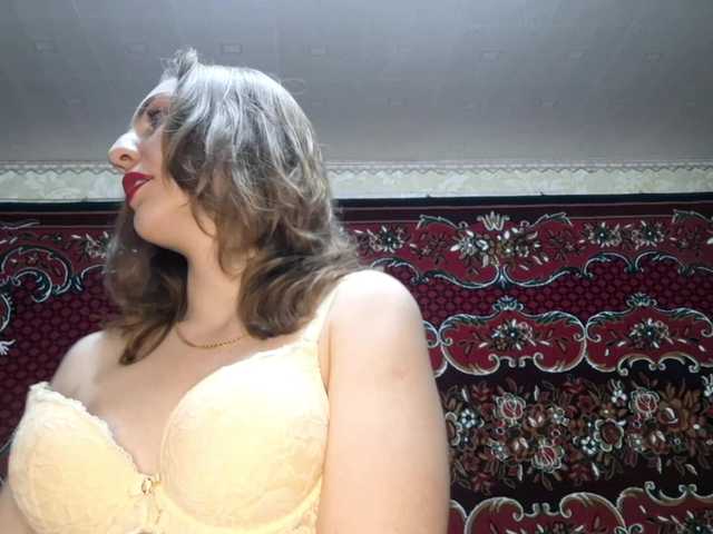 BambiSindoni's BongaCams show and profile