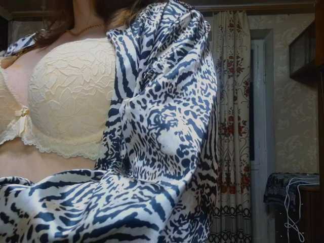 BambiSindoni's BongaCams show and profile