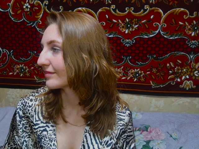 BambiSindoni's BongaCams show and profile