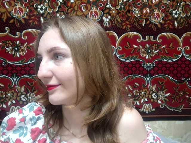 BambiSindoni's BongaCams show and profile