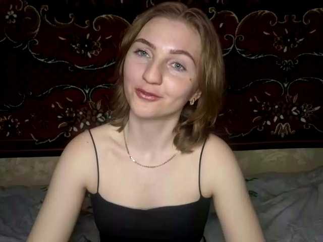 BambiSindoni's BongaCams show and profile