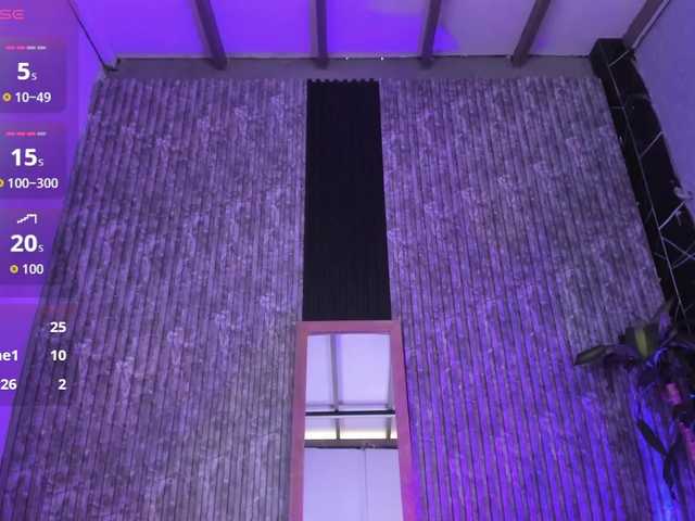 Alisha-Ebonyy's BongaCams show and profile