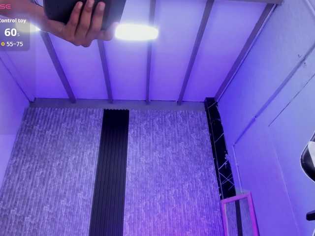 Alisha-Ebonyy's BongaCams show and profile