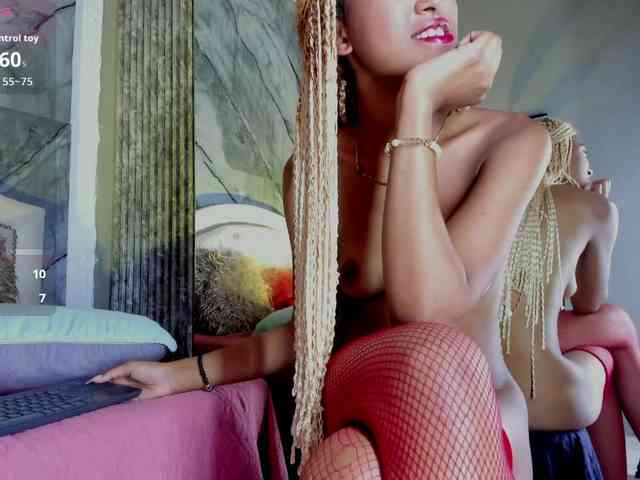 Alisha-Ebonyy webcam