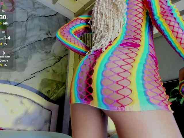 Alisha-Ebonyy webcam