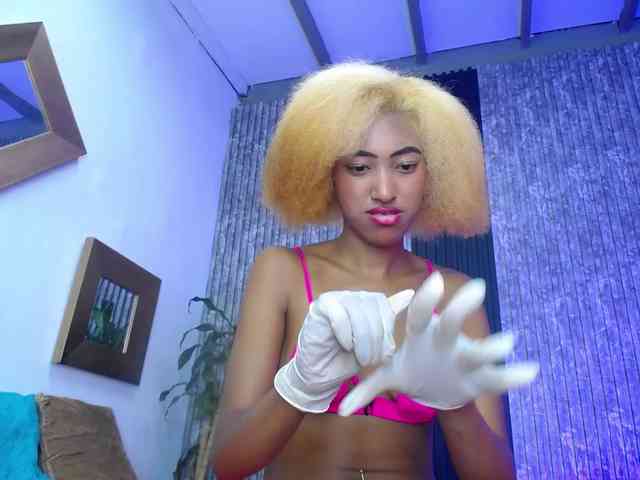 Alisha-Ebonyy Alisha-Ebonyy