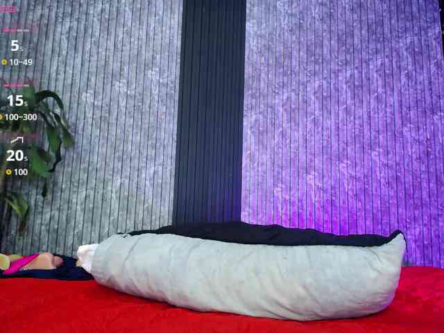 Alisha-Ebonyy webcam