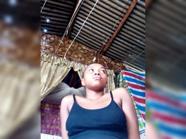 Marie222's BongaCams show and profile