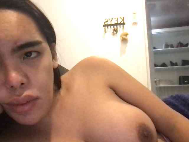 Selenaboomshell Live Webcam on BongaCams