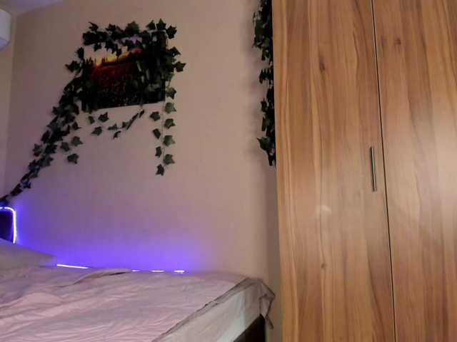 SkyeDavis's BongaCams show and profile