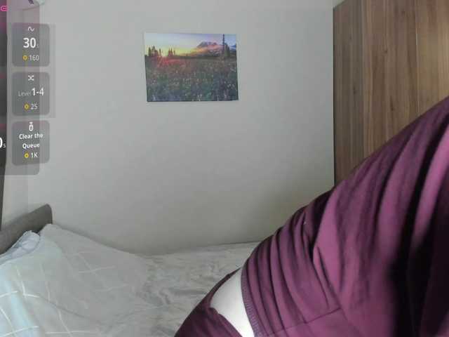 SkyeDavis's BongaCams show and profile