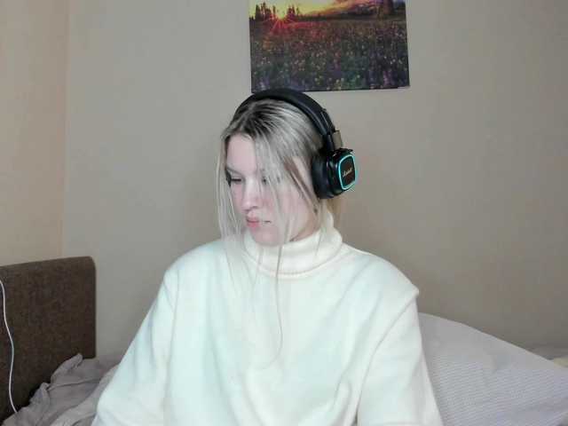 SkyeDavis's BongaCams show and profile