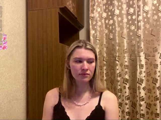 SkyeDavis's BongaCams show and profile