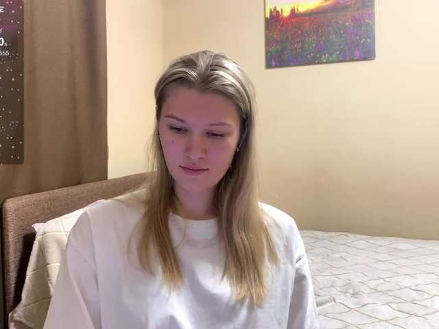 SkyeDavis's BongaCams show and profile