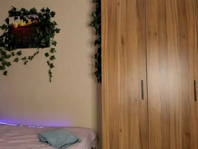 SkyeDavis's BongaCams show and profile