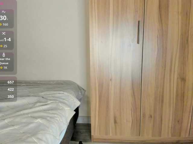 SkyeDavis's BongaCams show and profile