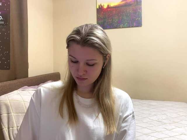 SkyeDavis's BongaCams show and profile