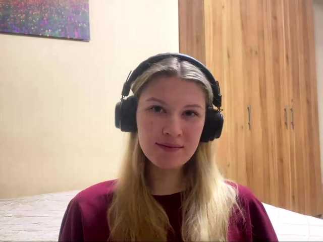 SkyeDavis's BongaCams show and profile