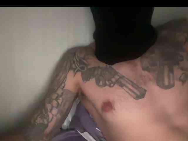 Alex2587Z1 Alex2587Z1