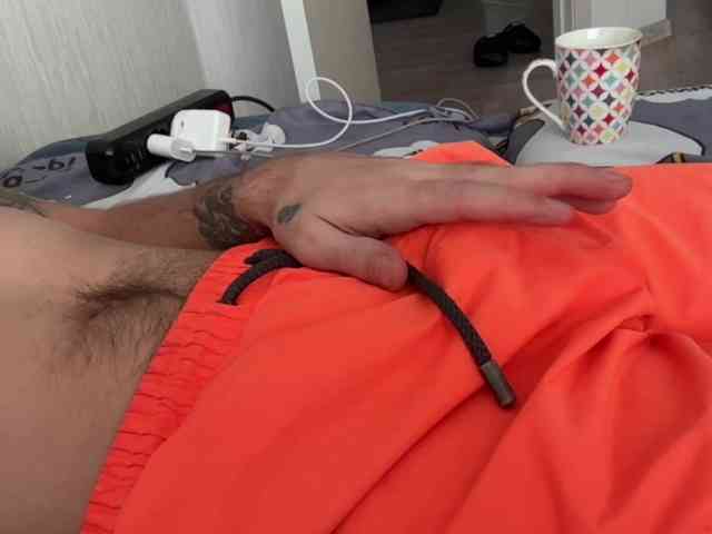 Alex2587Z1 Alex2587Z1